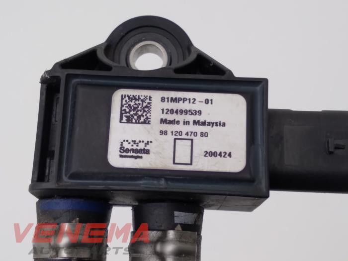 Sensor de presión de combustible de un Opel Corsa F (UB/UH/UP) 1.2 Turbo 12V 130 2022