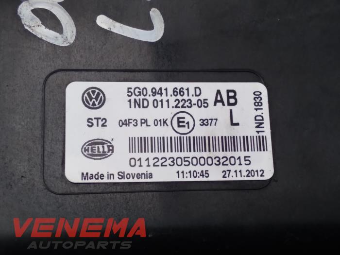 Swiatlo przeciwmgielne lewy przód z Volkswagen Golf VII (AUA) 2.0 TDI 16V 2013
