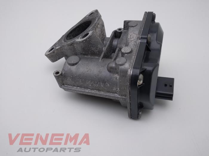 Used EGR valve Mercedes A (W176) 1.5 A-160 CDI, A-160d 16V Price € 39,99 Margin scheme offered by Venema Autoparts