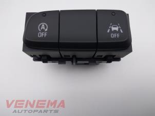 Gebrauchte Schalter (sonstige) Opel Corsa F (UB/UH/UP) 1.2 Turbo 12V 130 Preis € 39,99 Margenregelung angeboten von Venema Autoparts