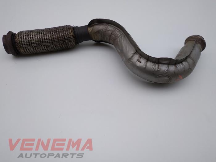 Exhaust front section from a Opel Corsa F (UB/UH/UP) 1.2 Turbo 12V 130 2022