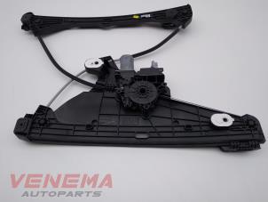 Used Window mechanism 4-door, front right Opel Corsa F (UB/UH/UP) 1.2 Turbo 12V 130 Price € 49,99 Margin scheme offered by Venema Autoparts