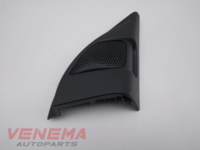 Używane Glosnik Citroen C5 Aircross I (A4/AC/AJ/AR) 1.6 Turbo 180 16V Cena € 9,99 Procedura marży oferowane przez Venema Autoparts