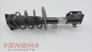 Used Front shock absorber rod, left Peugeot 208 II (UB/UH/UP) 1.2 Vti 12V PureTech 130 Price € 49,99 Margin scheme offered by Venema Autoparts