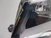 Scheinwerfer links van een Volkswagen Caddy Combi IV 2.0 TDI 150 2020