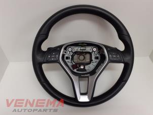 Usagé Volant Mercedes E (W212) E-250 CDI 16V BlueTec Prix € 149,99 Règlement à la marge proposé par Venema Autoparts