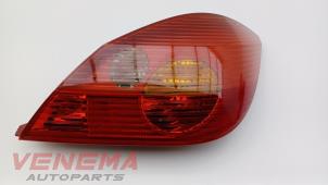 Usagé Feu arrière droit Opel Tigra Twin Top 1.4 16V Prix € 49,99 Règlement à la marge proposé par Venema Autoparts