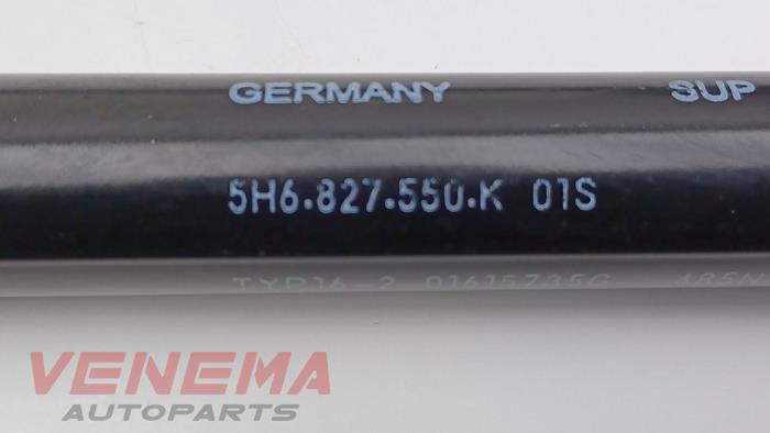 Kit amortisseur gaz hayon d'un Volkswagen Golf VIII (CD1) 2.0 TDI BlueMotion 16V 2023