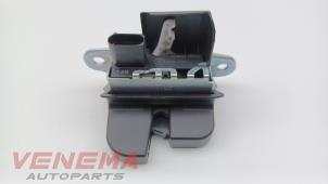 Used Tailgate lock mechanism Volkswagen Golf VIII (CD1) 2.0 TDI BlueMotion 16V Price € 19,99 Margin scheme offered by Venema Autoparts