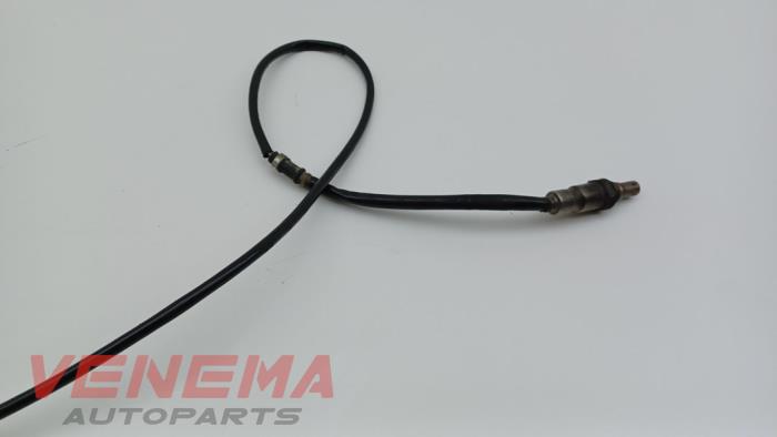 Lambda probe from a Volkswagen Passat Variant (3G5) 1.6 TDI 16V 2016