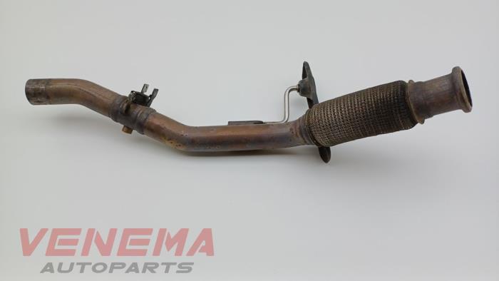 Exhaust front section from a Volkswagen Passat Variant (3G5) 1.6 TDI 16V 2016
