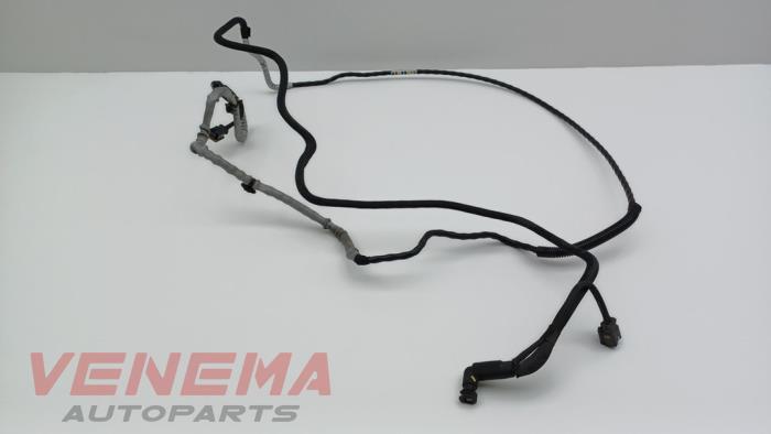 Usagé Conduit de carburant Opel Grandland/Grandland X 1.5 CDTI Prix € 89,99 Règlement à la marge proposé par Venema Autoparts