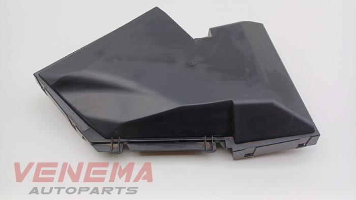 Begagnade Luftfilter BMW X5 (F15) xDrive 40e PHEV 2.0 Pris € 29,99 Marginaltabell erbjuds av Venema Autoparts