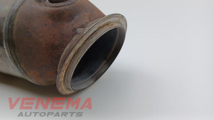 Catalytic converter from a BMW X5 (F15) xDrive 40e PHEV 2.0 2017