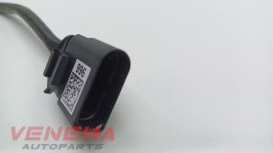 Lambda probe from a Volkswagen Golf VIII (CD1) 2.0 TDI BlueMotion 16V 2023