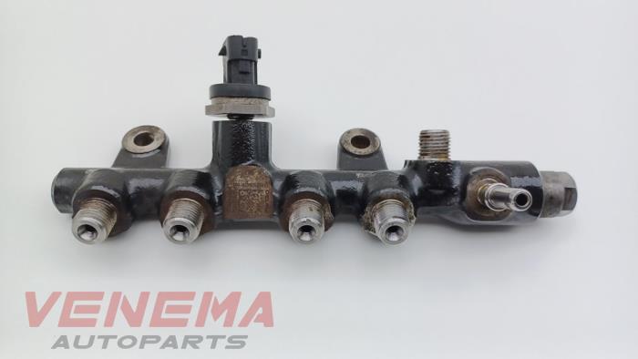 Gebrauchte Kraftstoffverteiler Mercedes A (177.0) 1.5 A-180d Preis € 189,99 Margenregelung angeboten von Venema Autoparts
