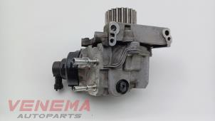 Used Diesel pump Mercedes A (177.0) 1.5 A-180d Price € 389,99 Margin scheme offered by Venema Autoparts