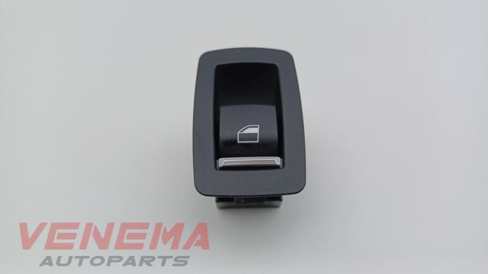 Usados Interruptor de ventanilla eléctrica BMW X5 (F15) xDrive 40e PHEV 2.0 Precio € 9,99 Norma de margen ofrecido por Venema Autoparts