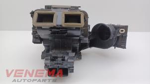 Usagé Bloc chauffage BMW X5 (F15) xDrive 40e PHEV 2.0 Prix € 199,99 Règlement à la marge proposé par Venema Autoparts