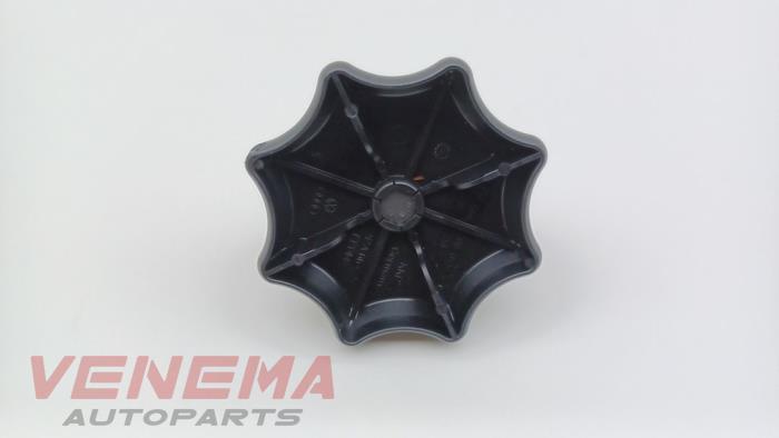 Begagnade Reservhjulsmekanism Volkswagen Polo V (6R) 1.0 12V BlueMotion Technology Pris € 9,99 Marginaltabell erbjuds av Venema Autoparts