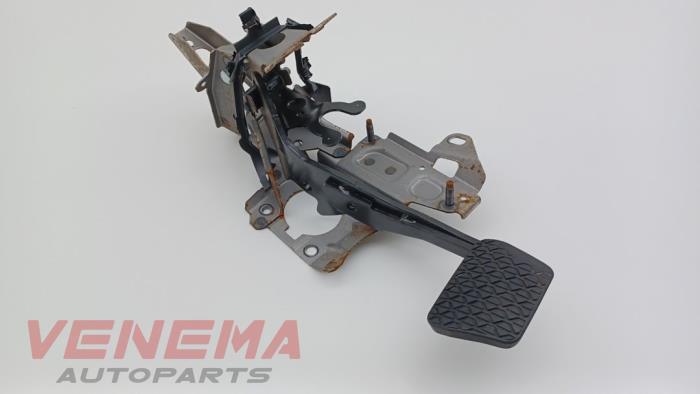 Używane Pedal hamulca Ford Fiesta 6 (JA8) 1.0 EcoBoost 12V 100 Cena € 39,99 Procedura marży oferowane przez Venema Autoparts