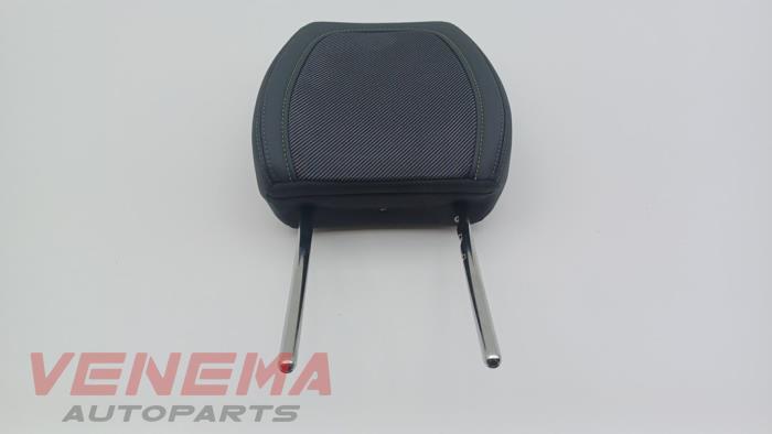 Begagnade Nackstöd Peugeot 208 II (UB/UH/UP) 1.2 Vti 12V PureTech 100 Pris € 79,99 Marginaltabell erbjuds av Venema Autoparts