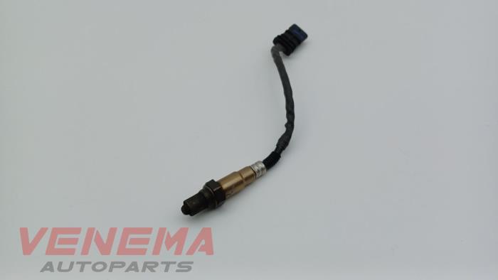 Lambda probe from a Peugeot 208 II (UB/UH/UP) 1.2 Vti 12V PureTech 100 2022