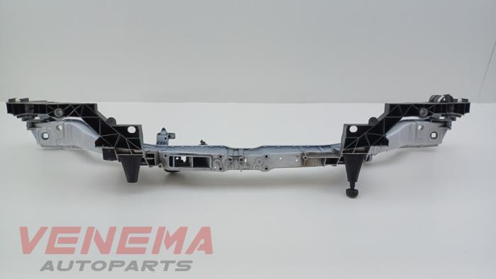 Begagnade Front Ford Kuga II (DM2) 1.5 EcoBoost 16V 150 Pris € 179,99 Marginaltabell erbjuds av Venema Autoparts