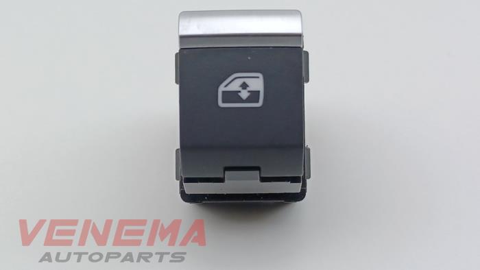 Usados Interruptor de ventanilla eléctrica Audi A5 Sportback (F5A/F5F) 2.0 TFSI g-tron 16V Precio € 9,99 Norma de margen ofrecido por Venema Autoparts