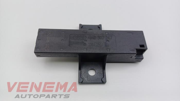 Używane Keyless Entry-Antena Audi A5 Sportback (F5A/F5F) 2.0 TFSI g-tron 16V Cena € 9,99 Procedura marży oferowane przez Venema Autoparts