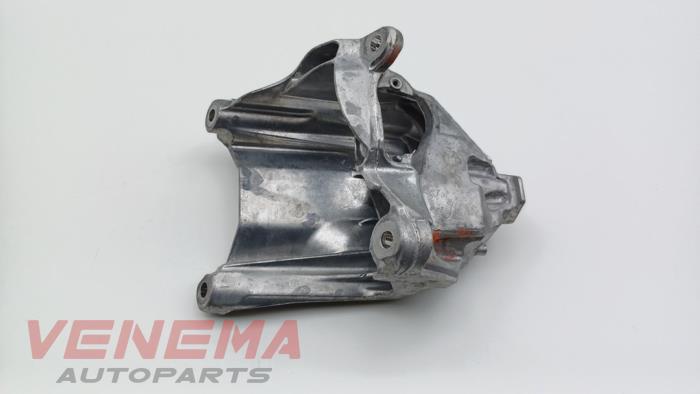 Used Engine mount Audi A5 Sportback (F5A/F5F) 2.0 TFSI g-tron 16V Price € 14,99 Margin scheme offered by Venema Autoparts