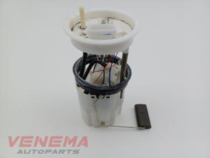 Usagé Pompe à carburant Skoda Citigo 1.0 12V Prix € 9,99 Règlement à la marge proposé par Venema Autoparts