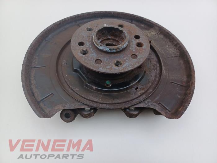 Begagnade Spindel, vänster bak Mercedes ML II (164/4JG) 3.0 ML-280 CDI 4-Matic V6 24V Pris € 49,99 Marginaltabell erbjuds av Venema Autoparts