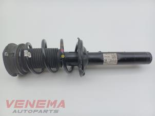 Usagé Barre amortisseur avant droit Volkswagen Passat Variant (3G5) 1.6 TDI 16V Prix € 79,99 Règlement à la marge proposé par Venema Autoparts
