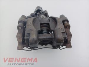 Usagé Etrier de frein (pince) arrière droit Volkswagen Passat Variant (3G5) 1.6 TDI 16V Prix € 19,99 Règlement à la marge proposé par Venema Autoparts