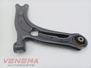 Usagé Bras de suspension avant droit Volkswagen Passat Variant (3G5) 1.6 TDI 16V Prix € 79,99 Règlement à la marge proposé par Venema Autoparts