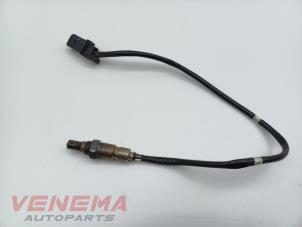 Lambda probe from a Volkswagen Passat Variant (3G5) 1.6 TDI 16V 2016