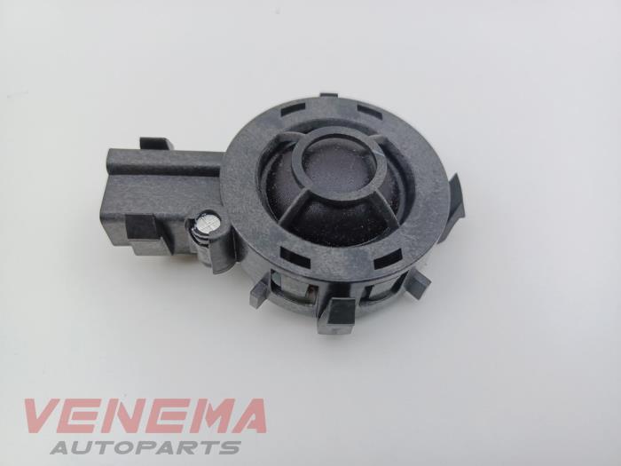 Używane Glosnik Volvo V40 (MV) 2.0 D2 16V Cena € 14,99 Procedura marży oferowane przez Venema Autoparts