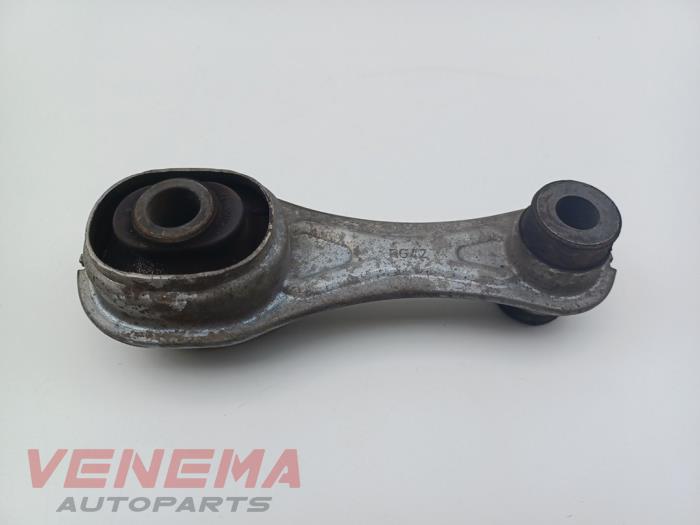 Used Engine mount Renault Twingo III (AH) 1.0 SCe 70 12V Price € 14,99 Margin scheme offered by Venema Autoparts