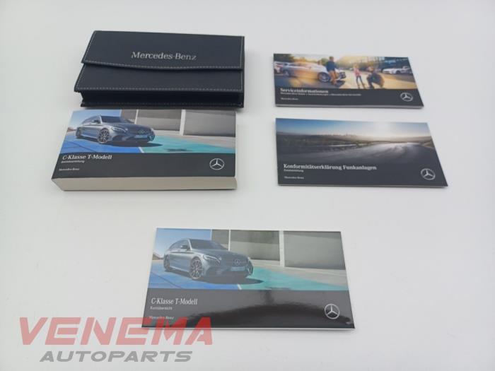 Używane Instrukcja Mercedes C Estate (S205) C-300d 2.0 Turbo 16V Cena € 34,99 Procedura marży oferowane przez Venema Autoparts