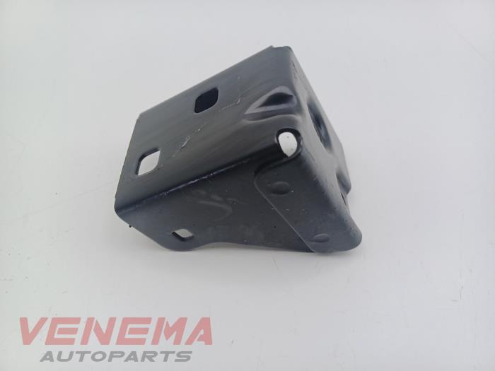 Spare wheel bracket