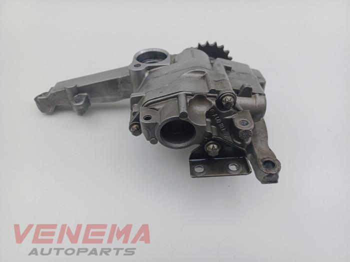 Gebrauchte Ölpumpe Mercedes ML II (164/4JG) 3.0 ML-280 CDI 4-Matic V6 24V Preis € 189,99 Margenregelung angeboten von Venema Autoparts