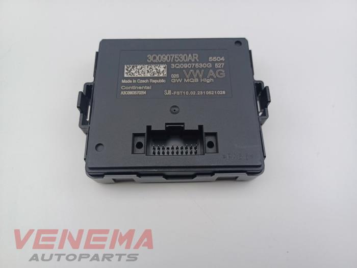 Używane Modul gateway Seat Ateca (5FPX) 1.5 TSI 16V Cena € 44,99 Procedura marży oferowane przez Venema Autoparts