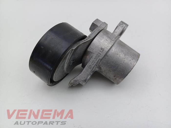 Usados Rodillo tensor correa múltiple Seat Ateca (5FPX) 1.5 TSI 16V Precio € 9,99 Norma de margen ofrecido por Venema Autoparts