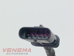Lambda probe from a Peugeot 208 II (UB/UH/UP) 1.2 Vti 12V PureTech 100 2022