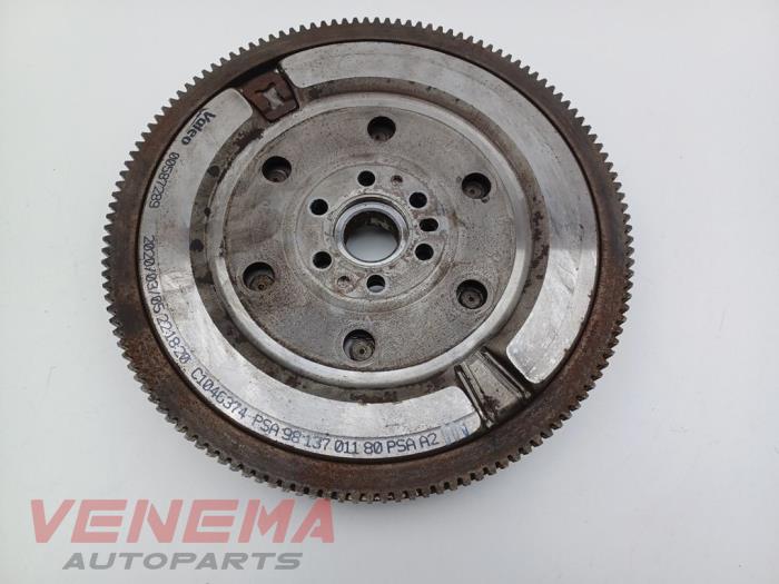 Gebrauchte Doppelte Masse Schwungrad Peugeot 208 II (UB/UH/UP) 1.2 Vti 12V PureTech 100 Preis € 174,99 Margenregelung angeboten von Venema Autoparts