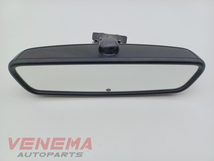 Używane Lusterko wewnetrzne BMW 4 serie Gran Coupe (F36) 420i 2.0 TwinPower Turbo 16V Cena € 49,99 Procedura marży oferowane przez Venema Autoparts