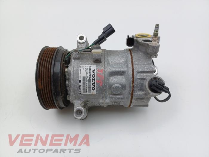 Usagé Pompe clim Volvo V40 (MV) 2.0 D2 16V Prix € 89,99 Règlement à la marge proposé par Venema Autoparts