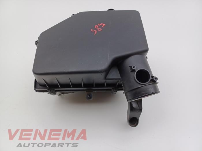 Begagnade Luftfilterhus Volvo V40 (MV) 2.0 D2 16V Pris € 34,99 Marginaltabell erbjuds av Venema Autoparts