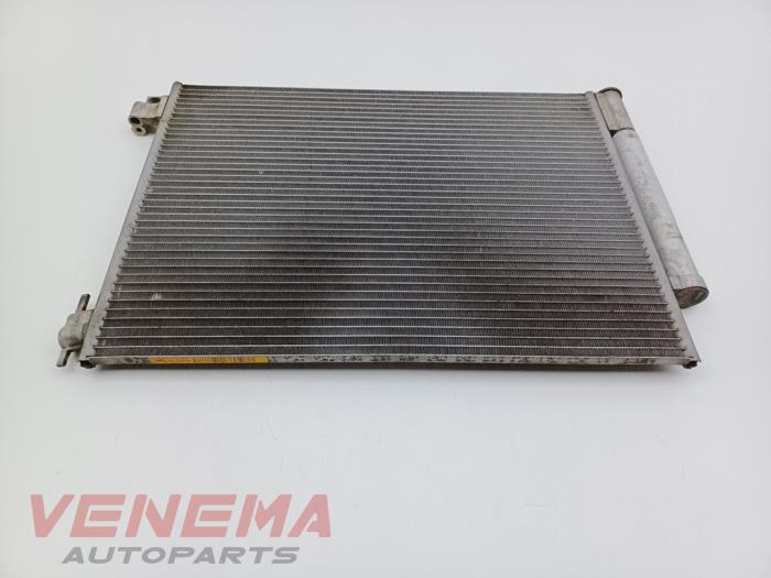 Gebrauchte Klima Kondensor Renault Twingo III (AH) 1.0 SCe 70 12V Preis € 49,99 Margenregelung angeboten von Venema Autoparts